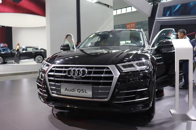 同为豪华SUV，凯迪拉克XT5与奥迪Q5L，家用该选谁？