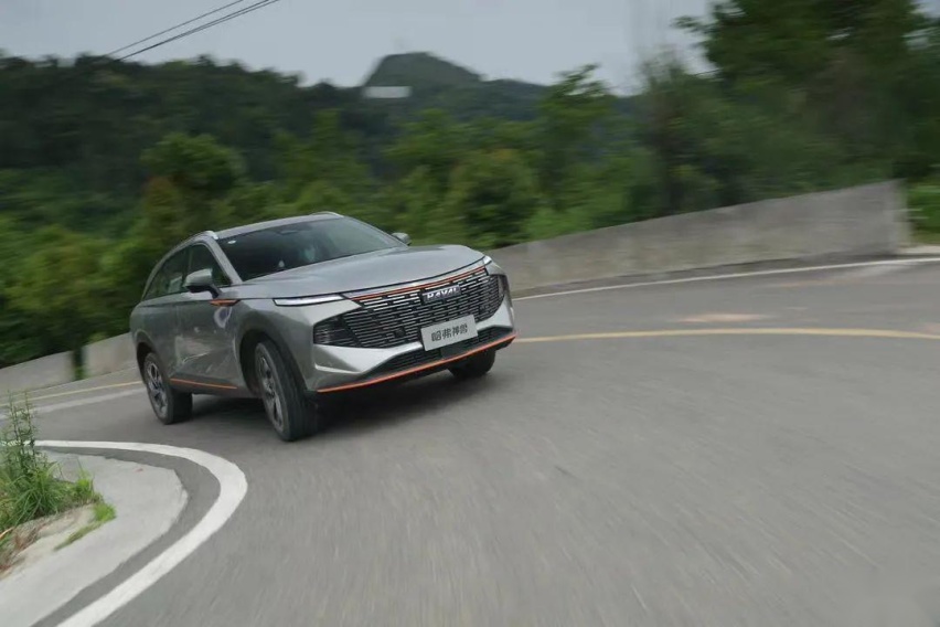 试驾哈弗神兽DHT，一台优秀的家用混动SUV