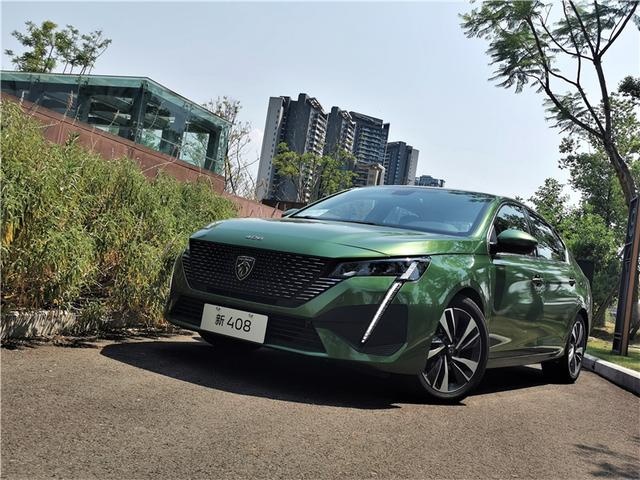 试驾东风标致新408，10万出头标配1.6T+6AT，法国人低头了？