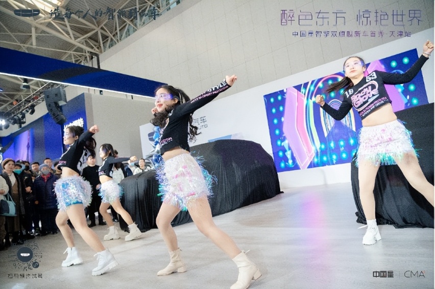 11月11日 吉利双子星——星越L智擎/星瑞L智擎于梅江会展中心上市