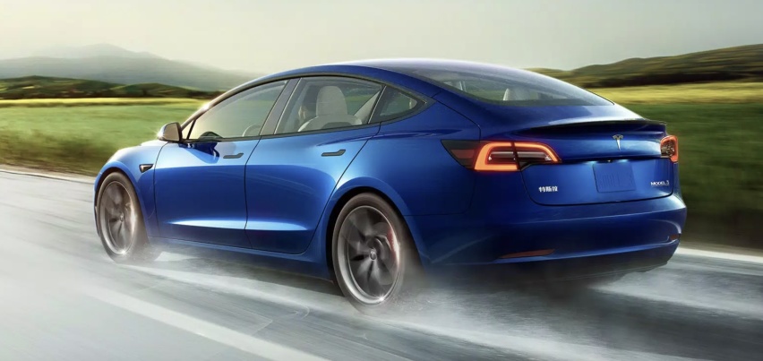 特斯拉Model 3中期改款,外观更帅,内饰用料更厚道