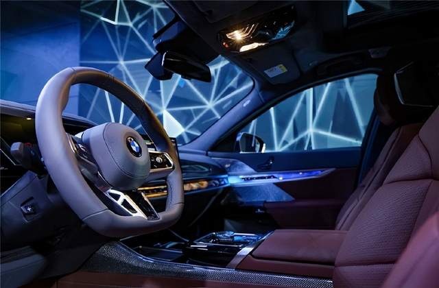 宝马跨圈FIRST影展，创新BMW要做艺术先锋？