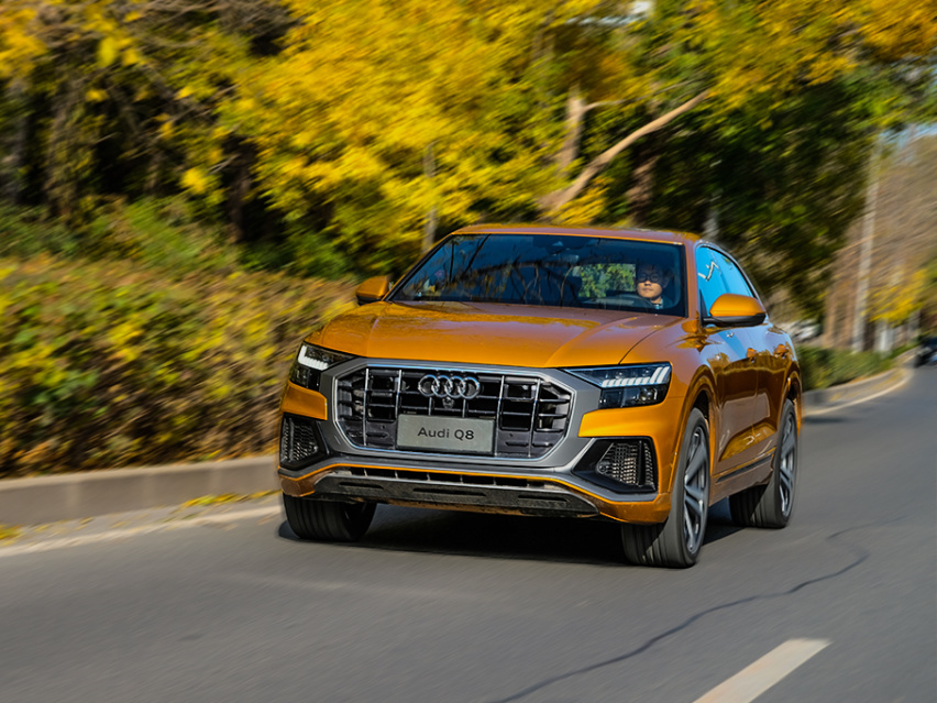 极具超跑风格的旗舰SUV：体验并解读全新奥迪Q8