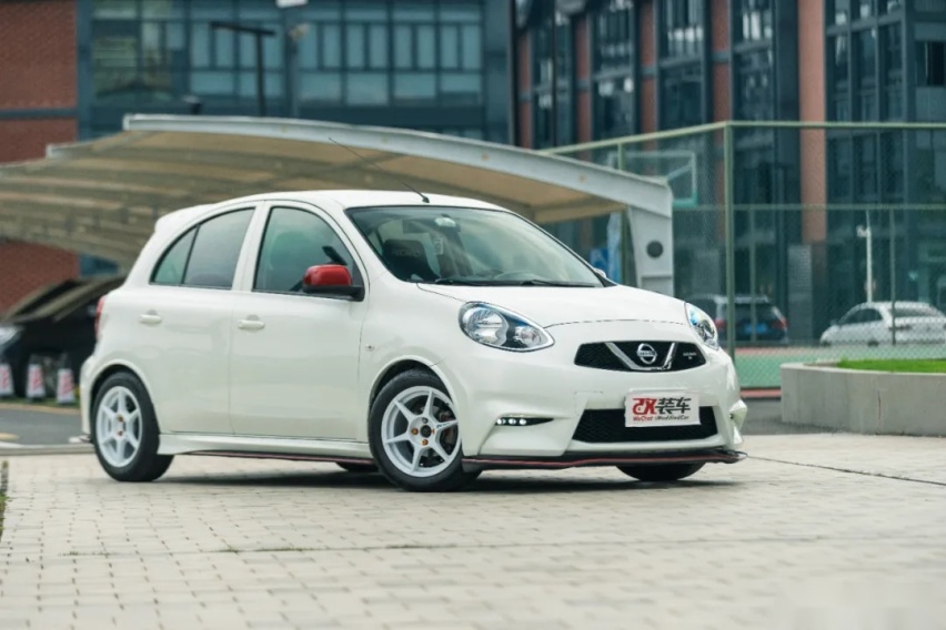 全国仅此一辆战神GT-R的小表弟，没想到nismo还有买菜功能