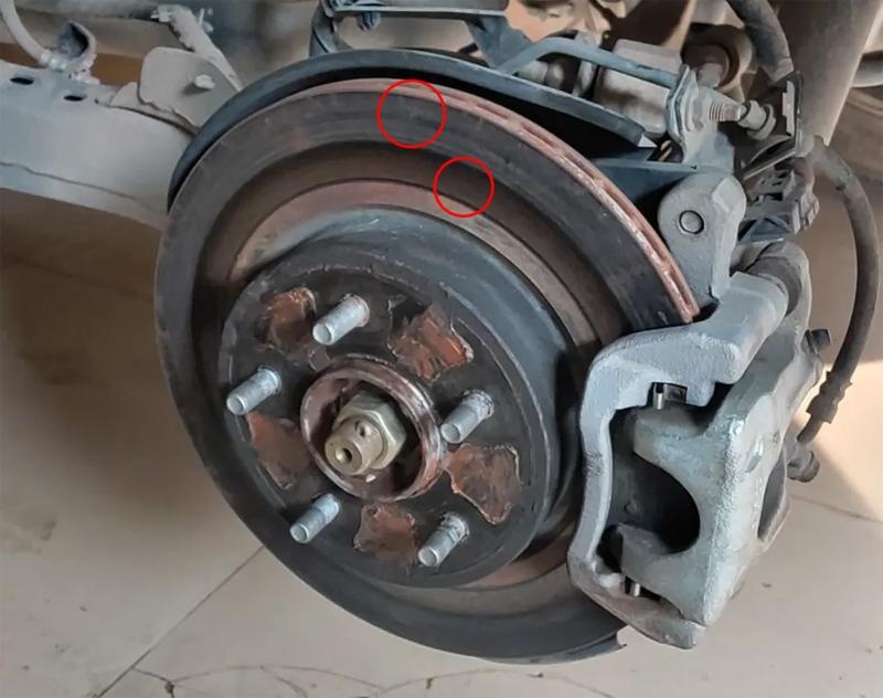 新手车主，自己如何检查刹车？