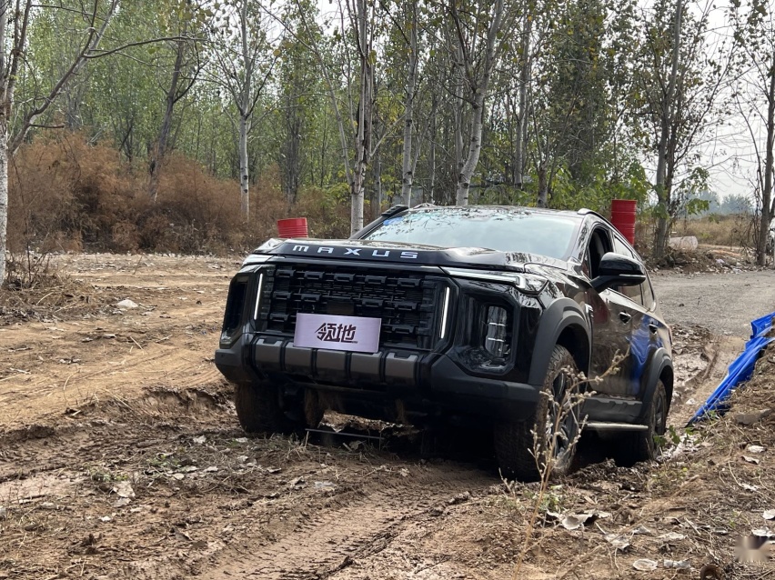 重新定义豪华硬派SUV？上汽大通领地正式上市，25.98万起售