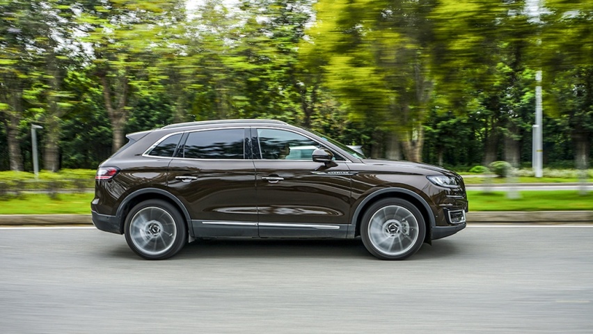 两款公认大气有面的中型SUV，谁更有吸引力？