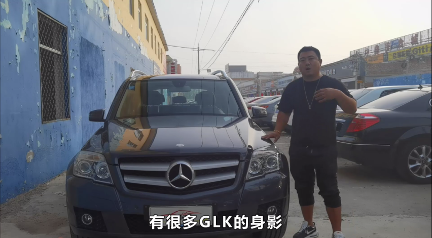 半岛·综合体育二手车知识官：11年上路的奔驰GLK300好在哪？（十万预算）(图1)