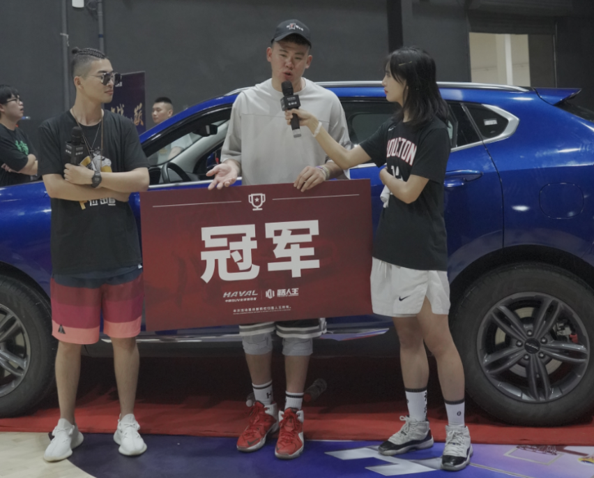 路人王南北终极对决，哈弗F5见证荣耀时刻！