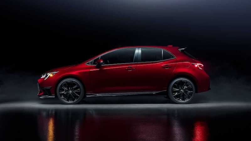 2021-toyota-corolla-hatchback-special-edition (2).jpg
