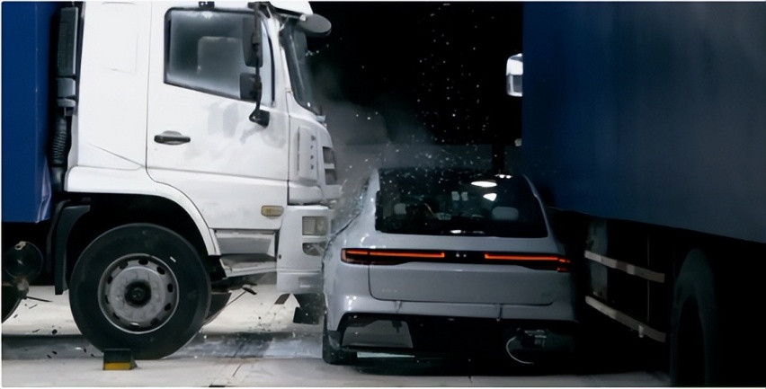 想成为三好SUV，银河E5可以从E8身上学些什么？