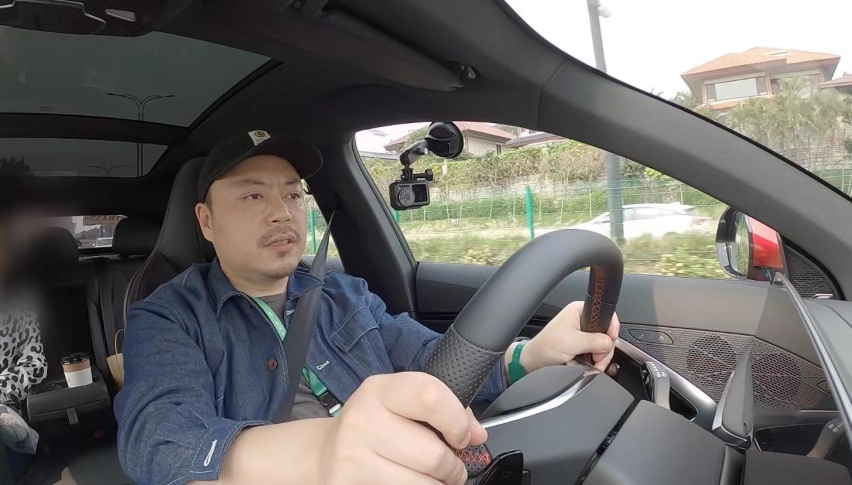 试驾名爵MG7，颜值高的家用车就是花瓶？