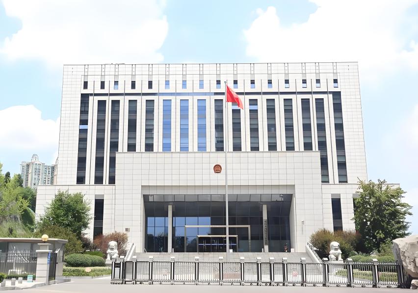 驾校学员受伤，竟还是坐在副驾