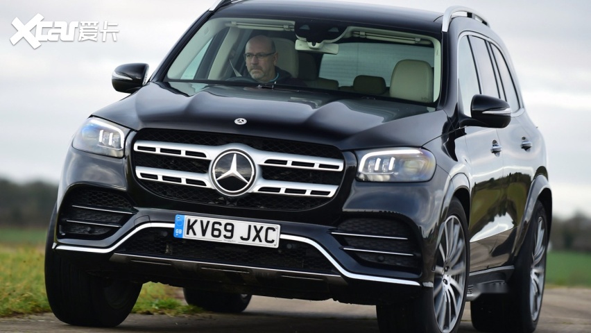 新款奔驰旗舰suv上市 百万豪车还是2.5t?