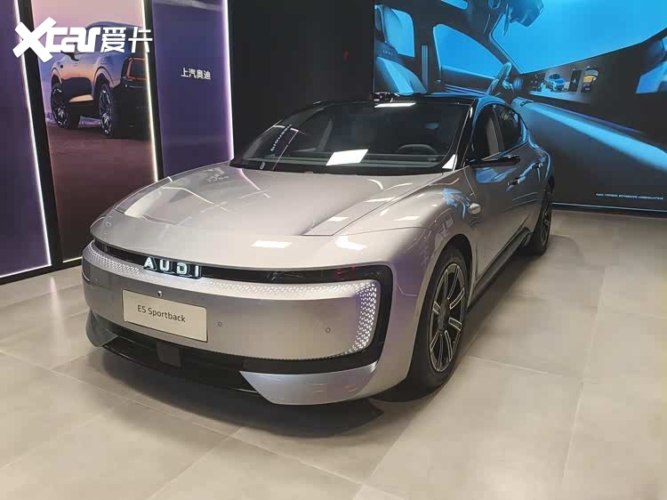奥迪反向降3万!20万出头捡漏E5 Sportback,真香?