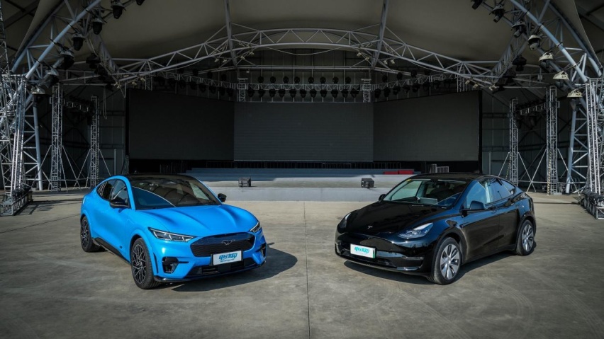 深度对比Mach-E和Model Y！谁能成为中型纯电SUV的新标杆？