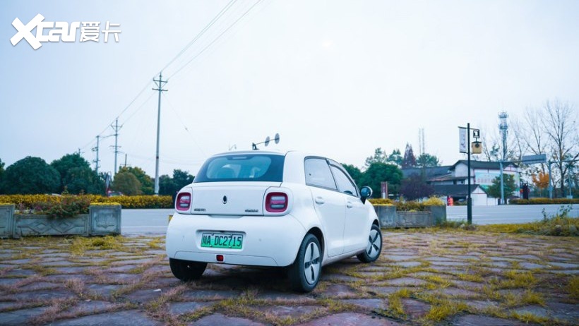 和表哥交换体验欧拉黑猫和宝骏KiWi EV，结果很惊喜！