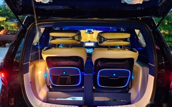 新车|实拍吉利嘉际头等舱版，大四座+双拼色，135kW功率也不错