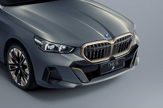 越级智能豪华座驾，全新一代BMW 5系迈入电动时代
