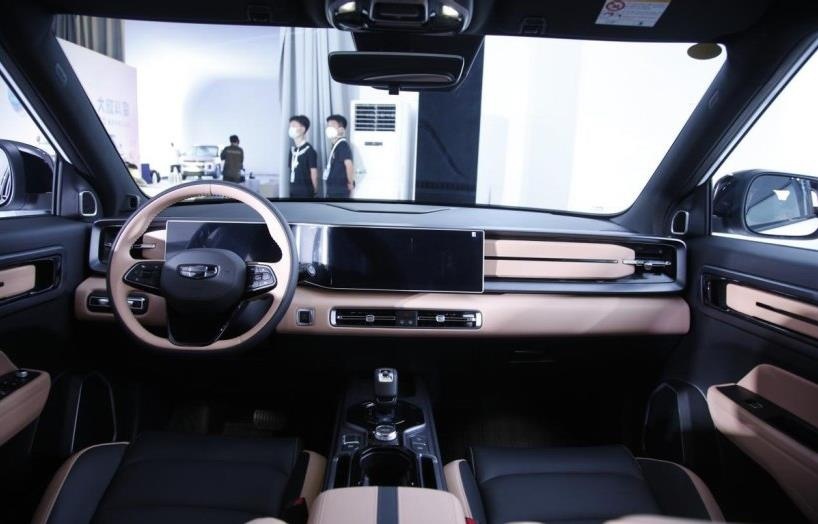 高颜值新品SUV，吉利ICON巧克力版，闪亮登场！