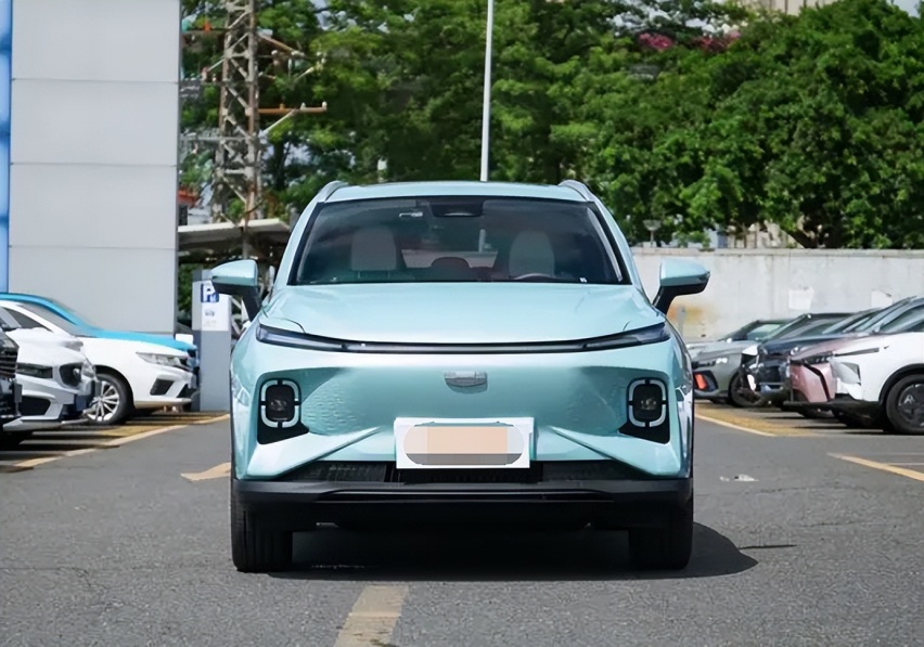 8万块钱买纯电车，肯定要选五座的几何e萤火虫