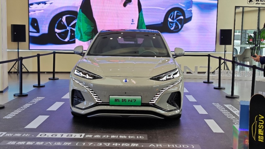 不只是颜值高 猎跑SUV腾势N7实拍体验 比亚迪的又一“炫技”之作？
