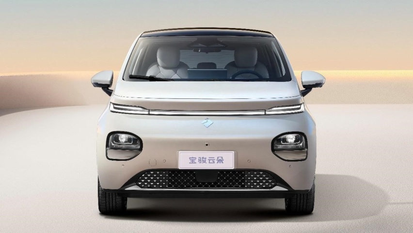 五菱宝骏官宣：停售燃油车，首款轿跑于2024年上市，竞争零跑C01