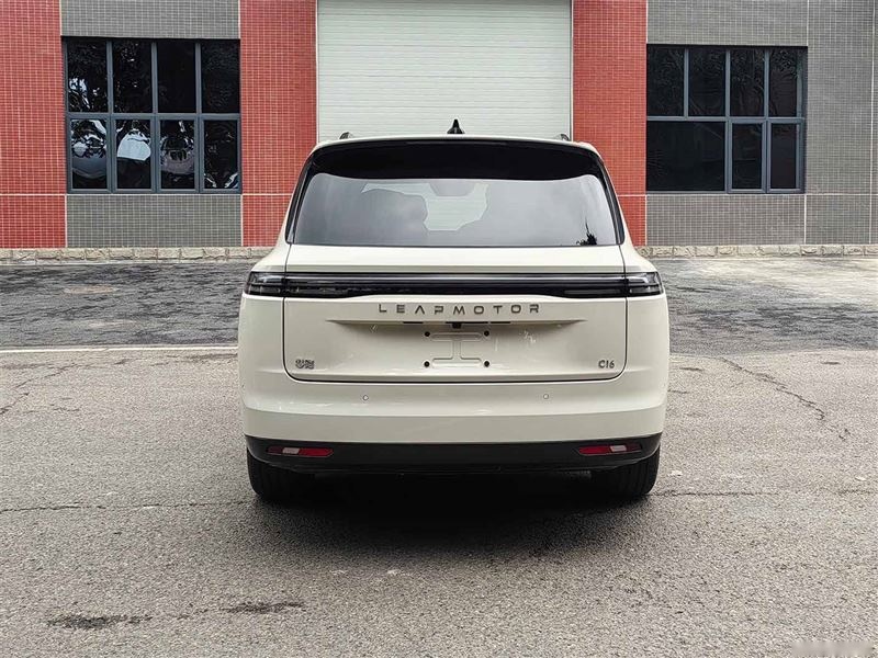2024北京车展丨零跑C16定位中大型六座新能源SUV