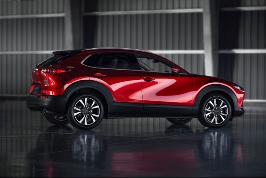 “小红椒”CX-30来了，马自达的后浪该如何翻涌？