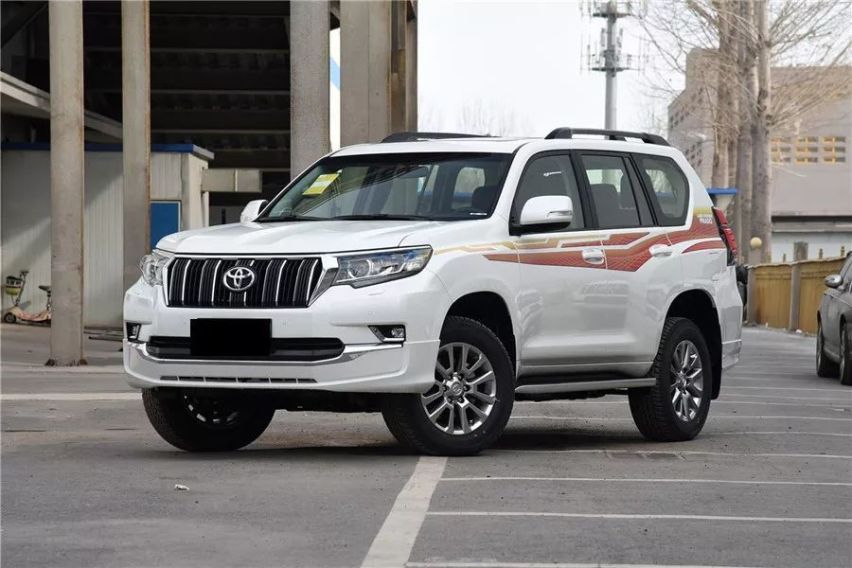 丰田RAV4荣放和日产奇骏谁更值得买？