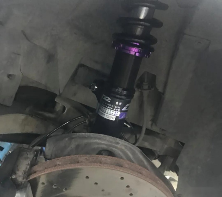 战斗格宝马M3 E92上路，感受下4.0升V8大排自吸的魅力