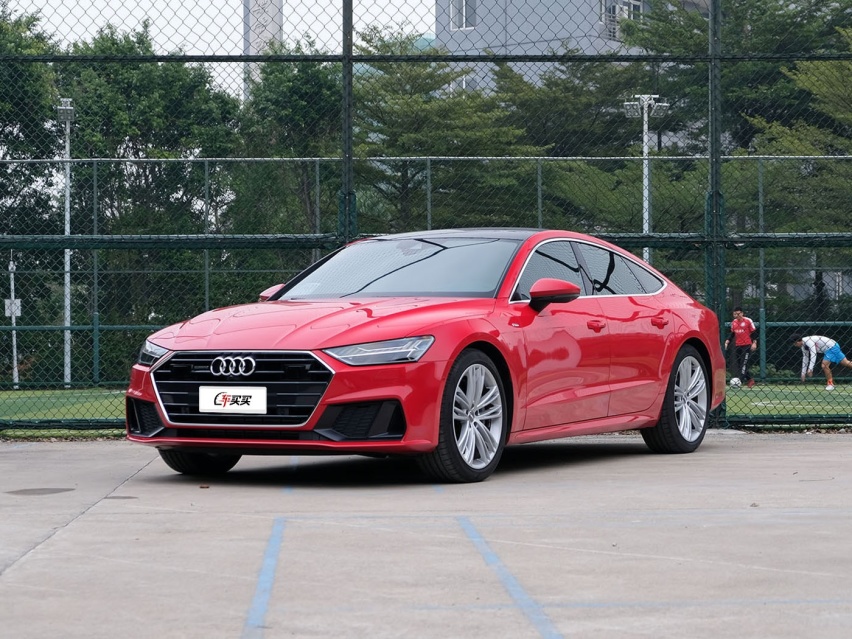 3.0T V6+四驱+四轮转向 还配无边门框？奥迪A7L年内上市！