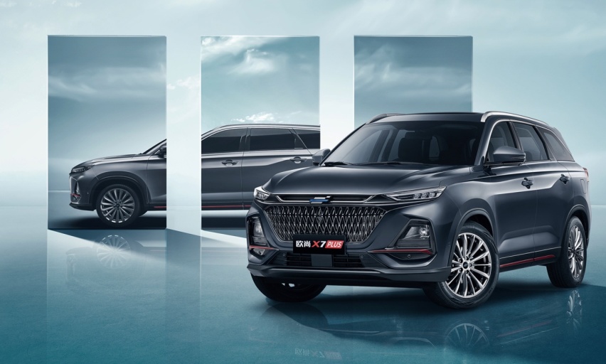 7座的国民级SUV？长安欧尚X7 PLUS内饰官图发布！