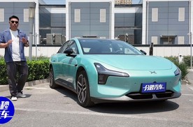 试驾2025款小鹏MONA M03 MAX，12.98万就给城市领航辅助也太香了