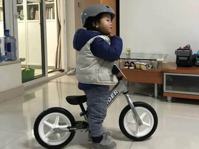 亲子装out了 哪吒亲子车考虑一下