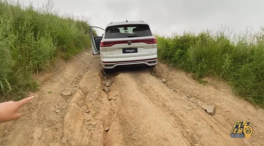 开一台2.0T超大号6座SUV，还敢去越野？