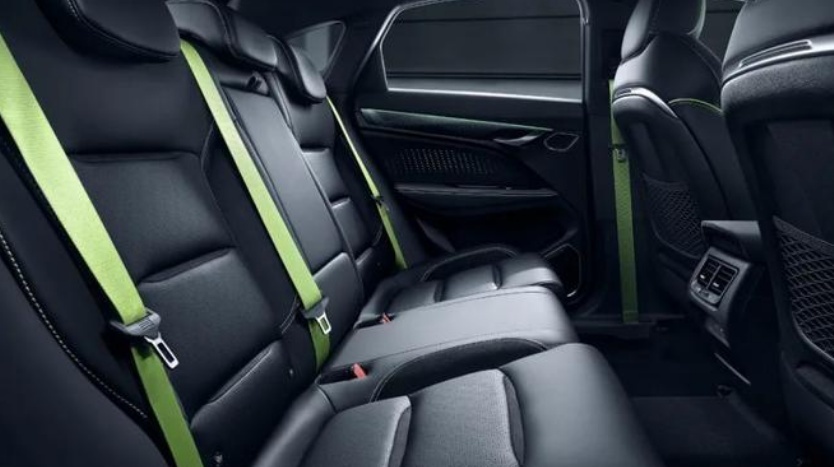 同为运动型 Coupe SUV，吉利星越S为啥更香？