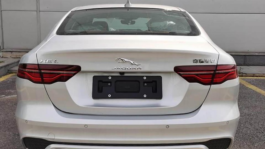 30万买豪华车，2.0T+后驱，选择捷豹XEL还是凯迪拉克CT5？