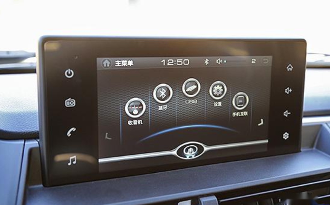 首款国六皮卡，与哈弗H9同款引擎，油耗最低仅8.6L！