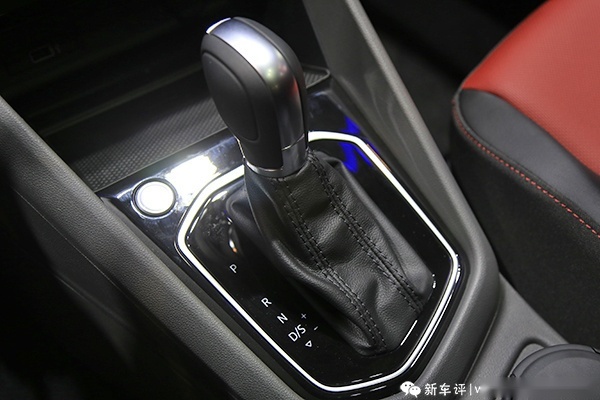 广州车展：实拍捷达VS7，自主品牌的最大对头
