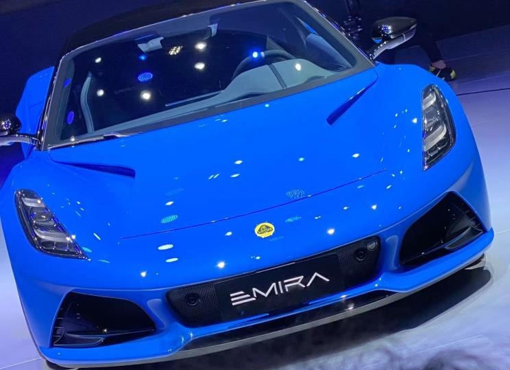 【广州车展】品牌最后一款燃油车 路特斯EMIRA亮相 售价85.8万元