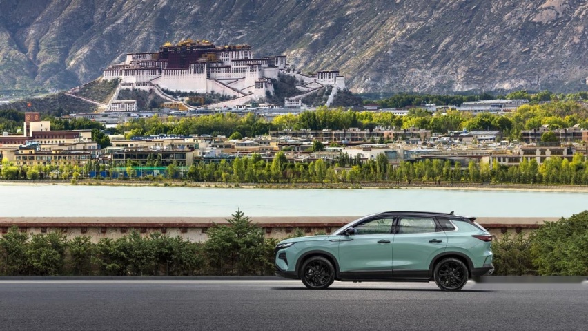 13万买混动SUV？试驾自主新卷王东风风神皓极