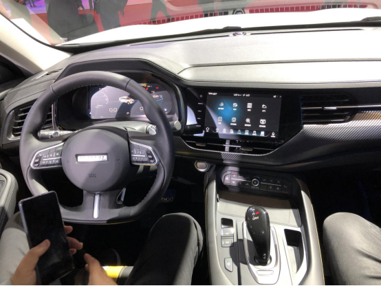别具一格的轿跑SUV 哈弗F7x亮相上海车展12万起售