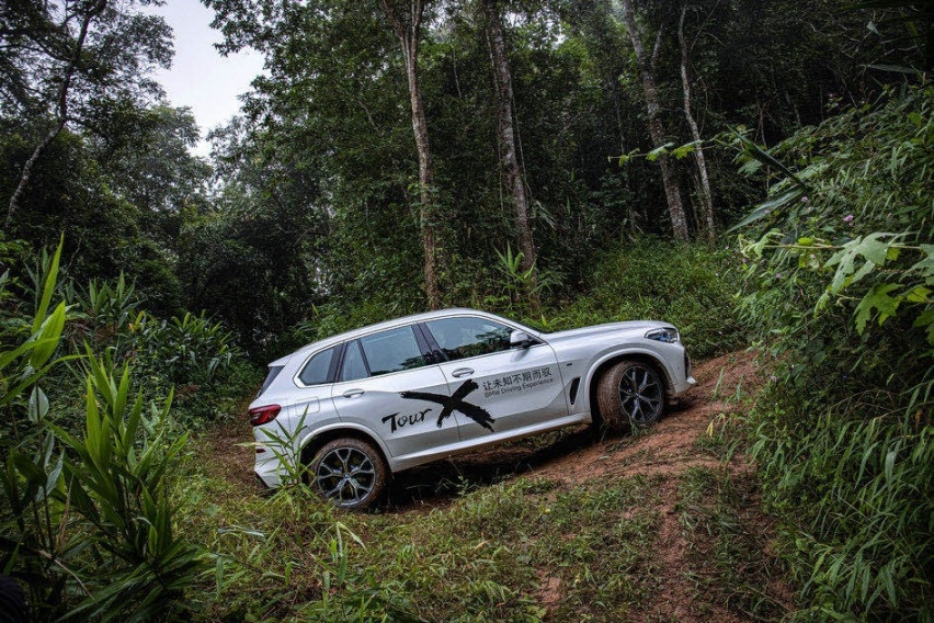 2020 新BMW X5雨林体验季正式开启