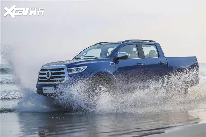 长城炮乘用皮卡全球版，12.68万起配2.0T+采埃孚8AT