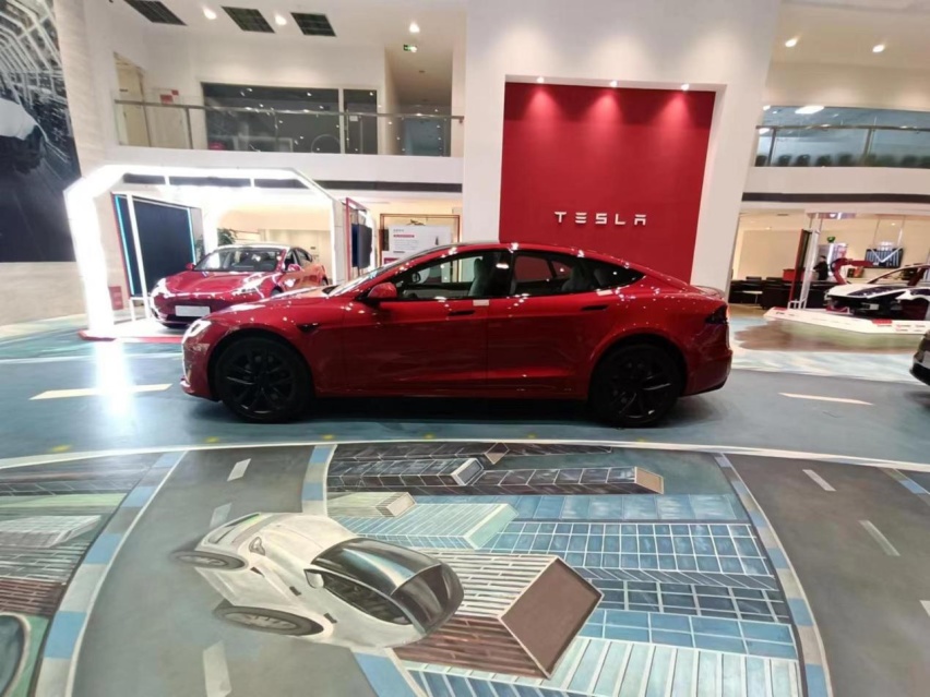 特斯拉Model S Plaid  智能性能双魔兽