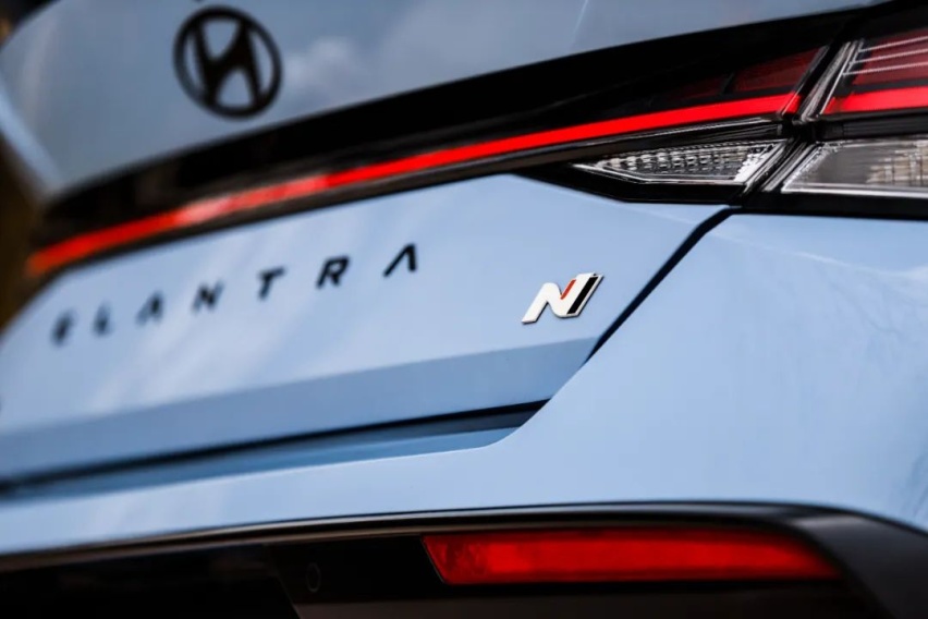 【试】敬那些燃油性能坚守者们！ 试驾现代ELANTRA N