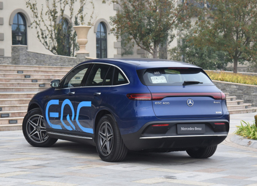 EQC 350上市 比400便宜8万意味着什么？