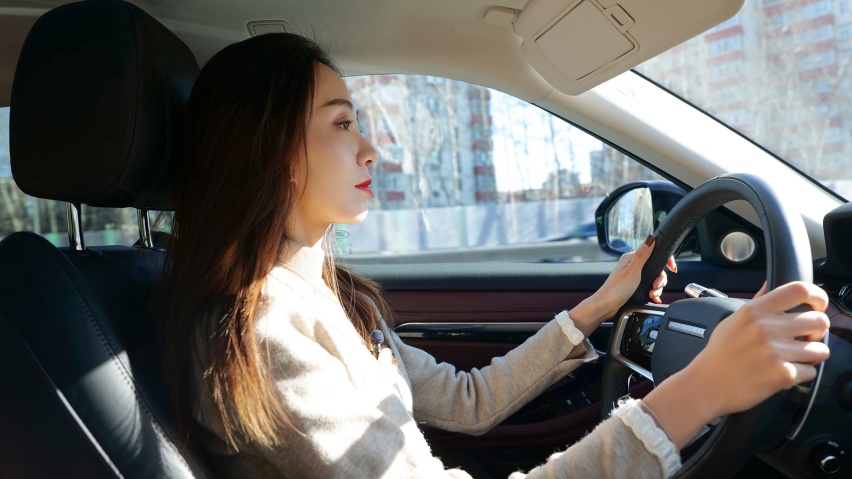 符合潮流审美，全新揽胜极光L如何捕获女性消费者的心