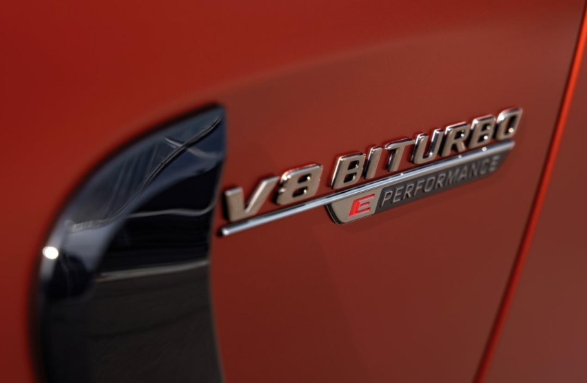奔驰GT63 SE AMG插混版，1420Nm大扭矩，6.1度小电池